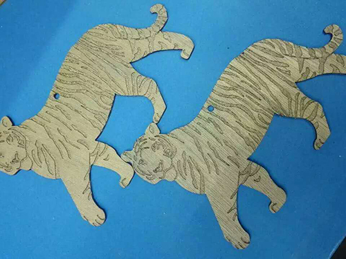 竹，木表面雕刻