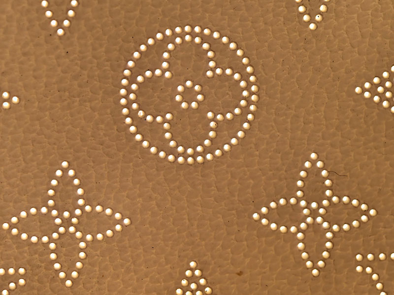 皮料布料激光穿孔